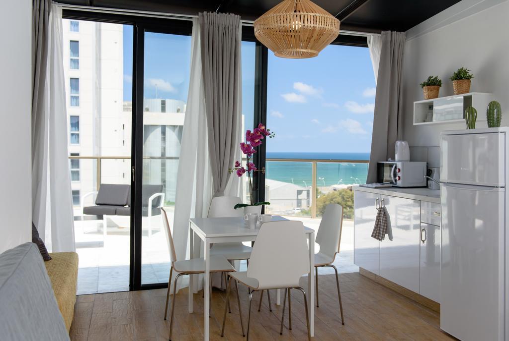 Beach View Apartment *