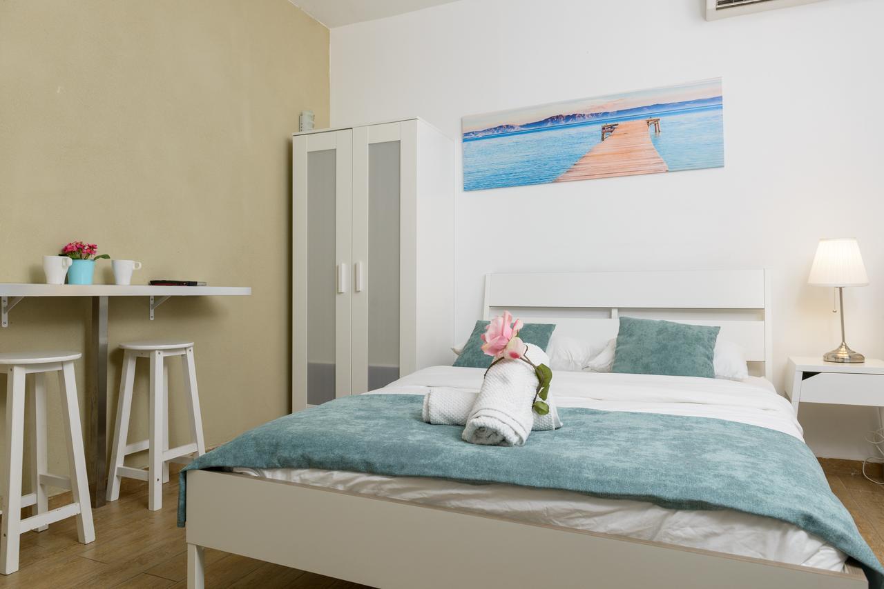 Beach View Apartment